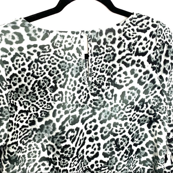 ⚠️ Socialite Tie Front Long Sleeve Blouse Size S - Picture 6 of 8